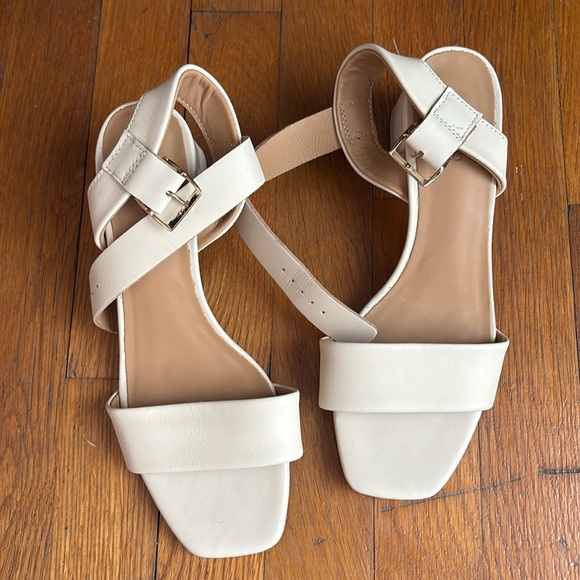 Never worn Nisolo Stella Block Heel sz 7 - Picture 4 of 6